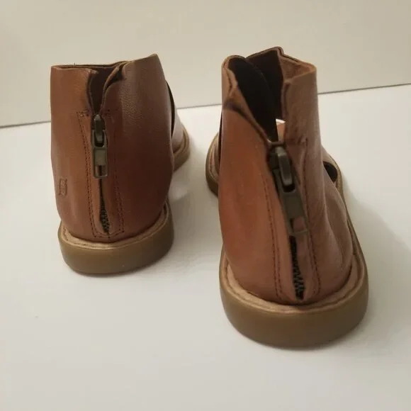 Born Iwa Tan Leather Flat Sandal size 7 - Picture 2 of 8